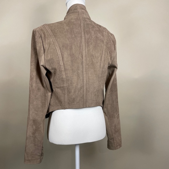 BCBGMaxAzria Women’s Faux Suede Brown Open Front Jacket - Picture 2 of 5